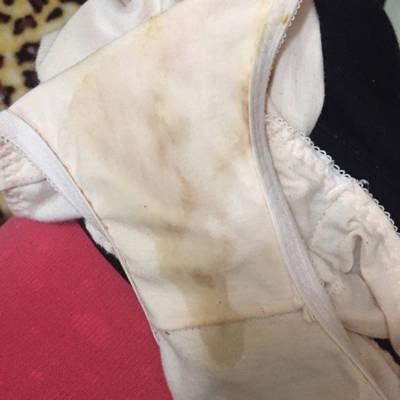 怀孕38周,早上起来内裤上流出来点东西,想知道是不是破水