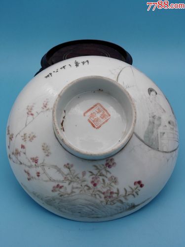 晚清民国大名家唐子桢作浅降彩开窗花卉仕女内画和合二仙纹盖一对