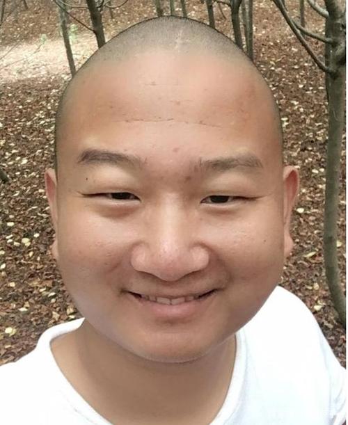 giao哥被淘汰后直播叫嚣gai:他是个啥,以为自己很牛吗?