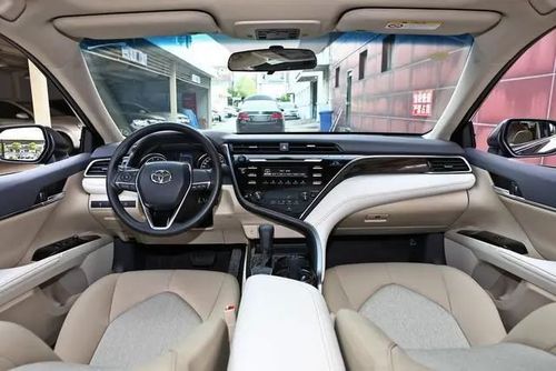 2020款丰田凯美瑞上线,真是把消费者当韭菜吗?