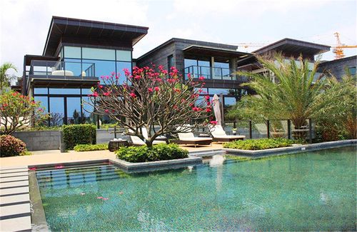 楼盘动态 保利财富中心 复式别墅在售保利财富中心位于海南省三亚市