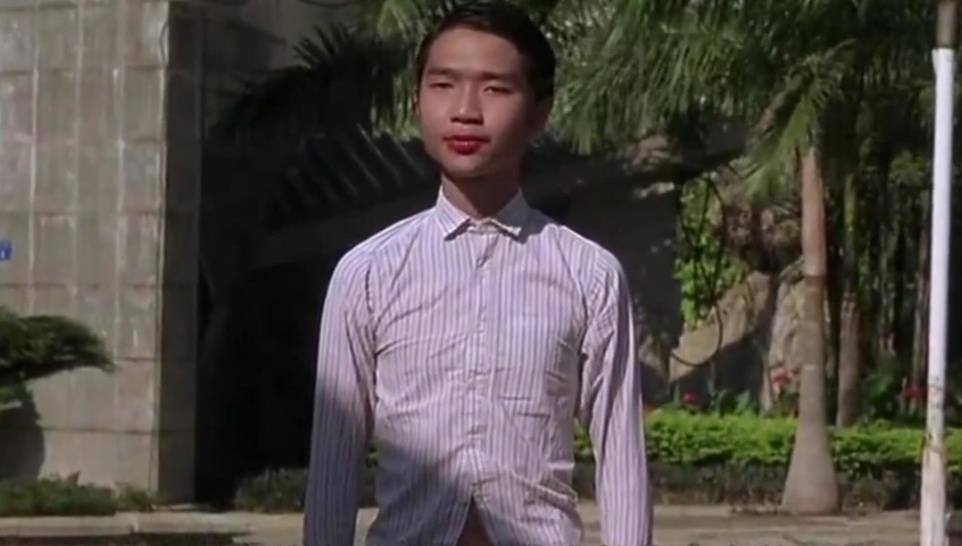 何文辉:凭周星驰《功夫》一炮而红,出道20年零绯闻,身价过亿