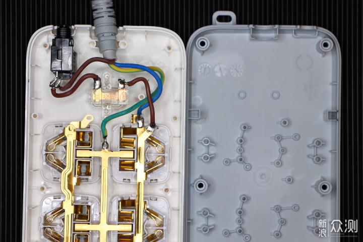 插排看看公牛这款3米八位总控(含拆解)