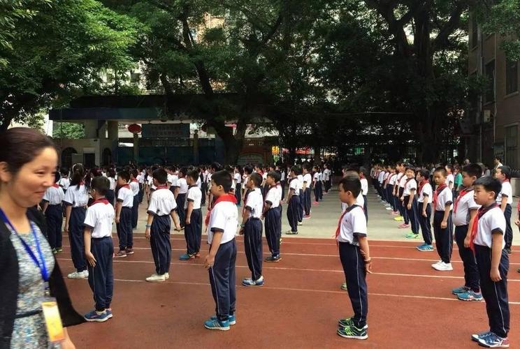 未合并天秀小学之前,小北路小学的招生班数约为8~10个班.