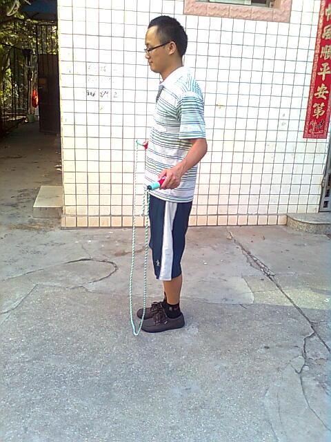 跳绳教你如何正确做双脚前跳技巧