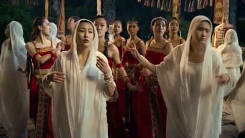 西游记女儿国:河神进入女儿国,看见心爱之人激动不已