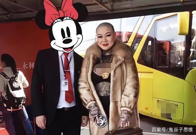 有了流量,就能变现,冯萍在短视频平台混得如鱼得