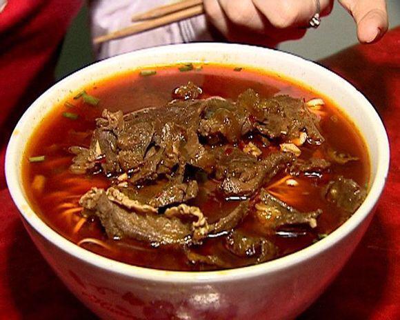 在辽宁朝阳开新化向东街牛肉面?有人吃吗?