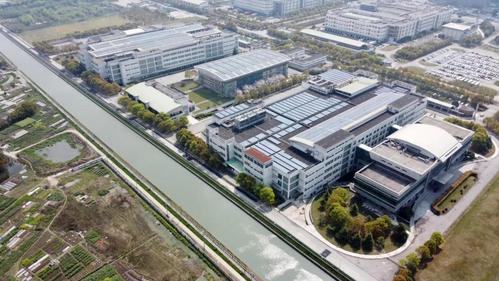 新基建·新布局 | 万国数据浦江数据中心旗舰园区,打造新一代智能数据