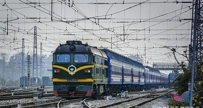 普通火车每秒约行多少米|普速|站台|特快列车|高铁