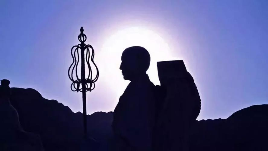 不受外界的诱惑● 平等:对人谦恭,没有对立的念头● 正觉:深信念佛是