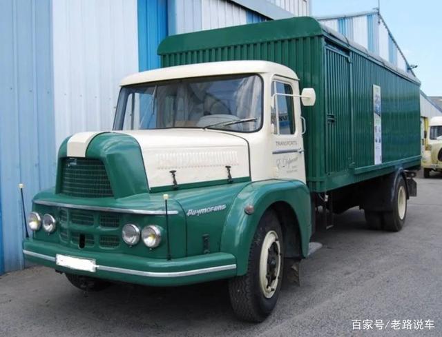 依维柯五大元老之一的尤尼克上世纪法国经典的zu100长头卡车