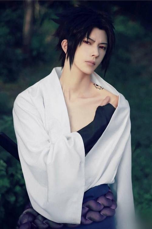 女生cos男角色还能露腹肌?"男装大佬"熊祁这波厉害了!