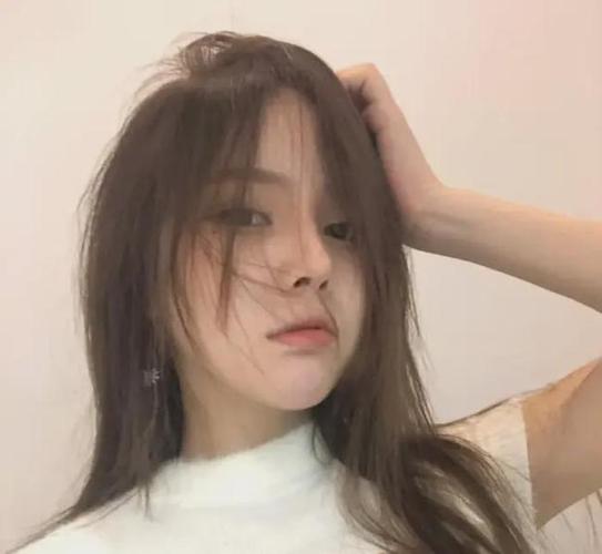 好家伙某音网红奔跑晶骡子大胆承认关于红酒的不雅视频
