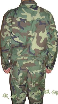 军用迷彩服