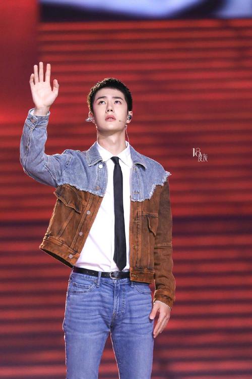 建党百年大型庆祝节目伟大征程播出青年演员王一博用歌声祝福党和祖国