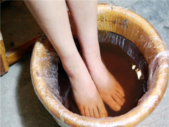秋天泡脚养生有重点,若能做到这5点,帮助逼出体内寒湿