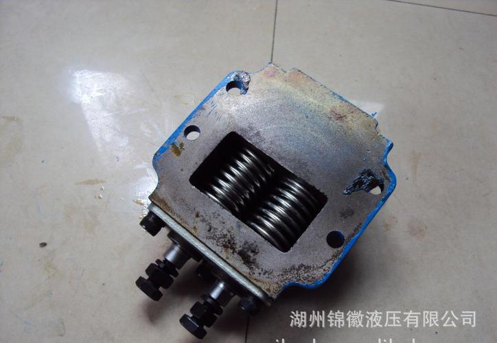 收割机液压油缸图分享展示