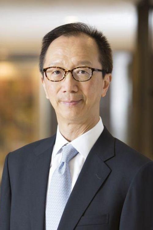 放弃高薪和美国绿卡财神爷梁锦松为中国香港狂赚3万亿
