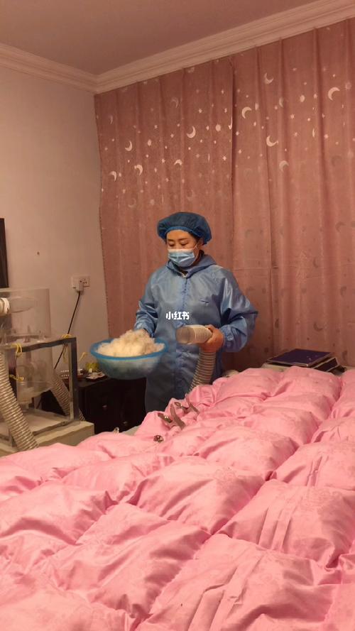 旧羽绒服变废为宝,改做漂亮羽绒被_羽绒服_手工制作_diy_被子_diy手工