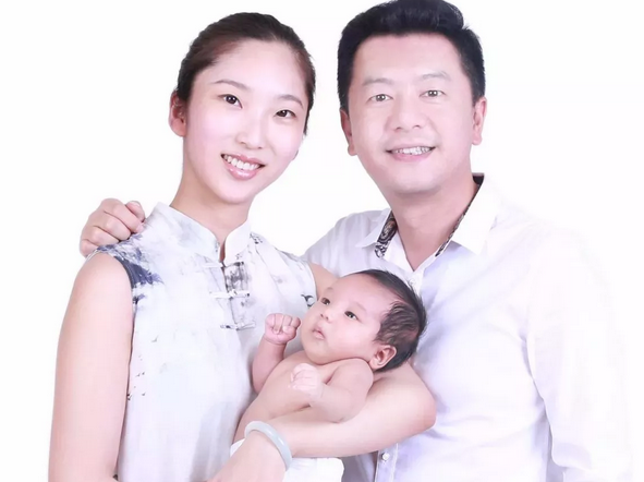 2017年8月16日,凤凰卫视中华小姐马笑舒成功晋级安琪儿辣妈!