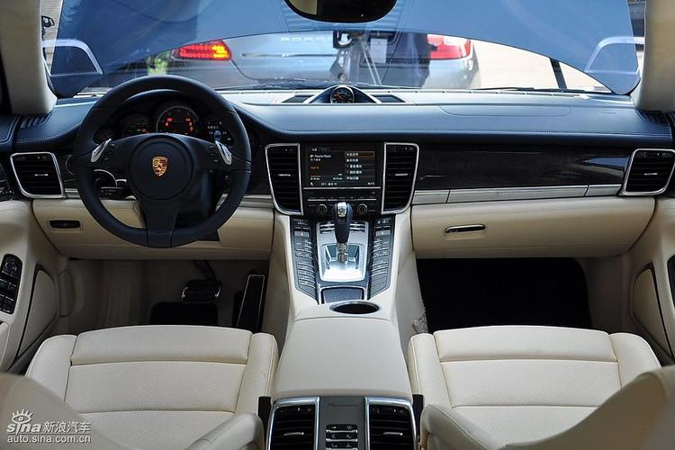 保时捷panamera试车实拍-内饰图