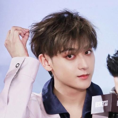 黄子韬帅气头像集合(一)