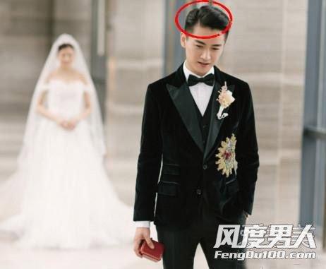 男士发型  #e#   最终效果:    陈晓这款发型有三个元素:三七分, 背头