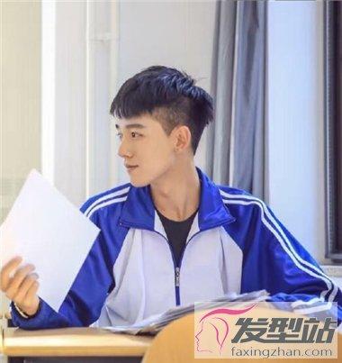 高中学生头男短发发型 年轻帅气激扬青春活力