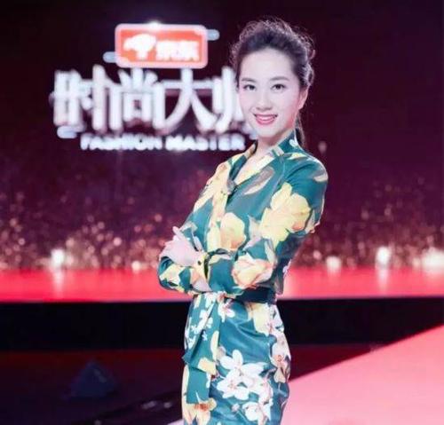 走近央视主播张静:爱好心系公益 满满正能量