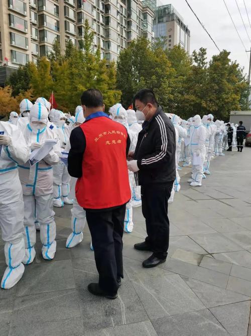 抗疫转运物资20余吨甘肃兰州抗疫一线践初心