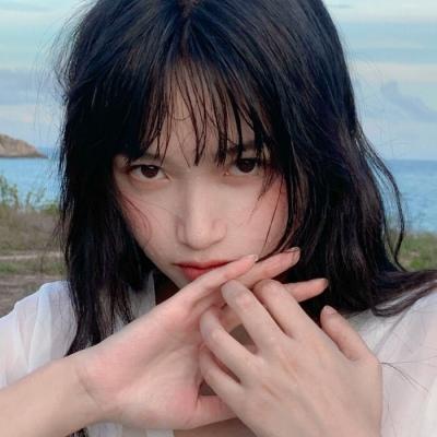 好看的美女网红个性qq头像直到现在我仍不清楚我放下他没