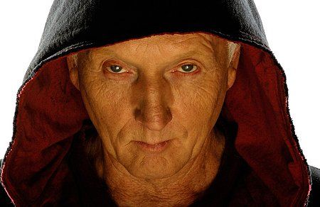 坚锯(jigsaw):"那些不懂得珍惜生命的人不配拥有生命.