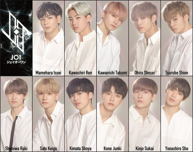 1成员圣诞节合影据韩媒15日报道,《produce 101 japan》出道组合jo1将