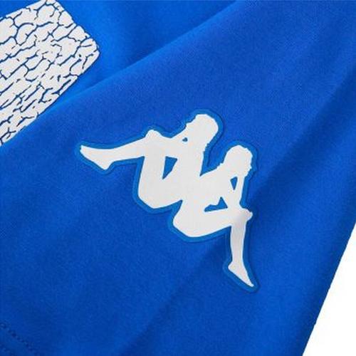  p>背靠背,运动用品品牌卡帕(kappa).