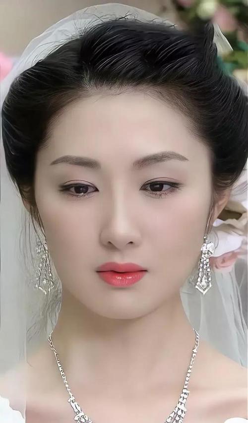 湖北美女涂黎曼