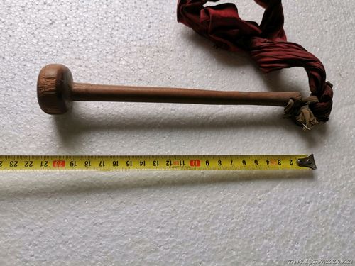 五六十年敲锣的木头锤一个.