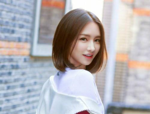 留学生爆miss出国进修粉丝大呼大小姐快回来直播