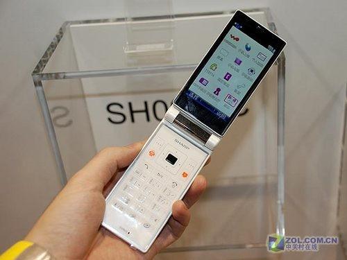 【高清图】 日系翻盖3g手机 夏普sh0902c高价上市图3