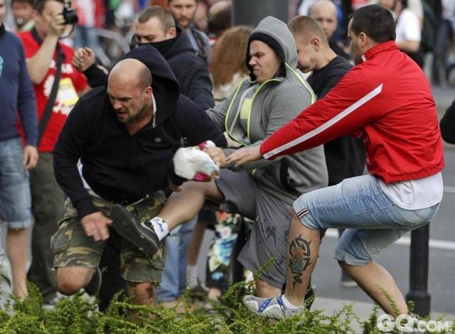 群殴实录,那些臭名昭著的足球流氓