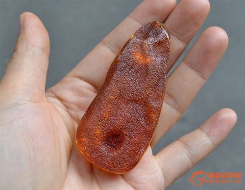 天然琥珀 带原皮血珀观音挂件 吊坠