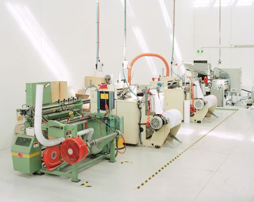 现代化的造纸工厂是什么样子的?