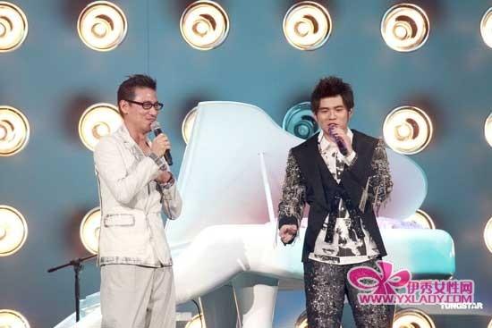 图文:周杰伦2010演唱会-嘉宾是张学友