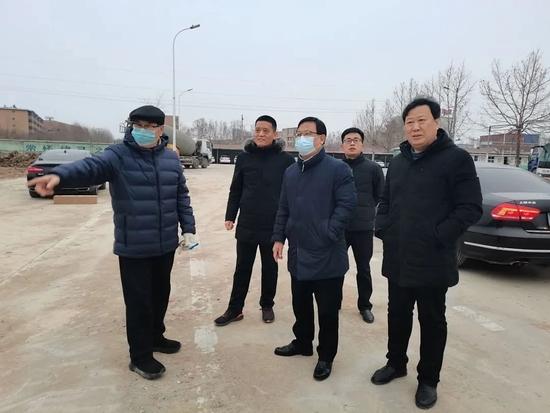 禹城市副市长孙登敬来德州科技职业学院调研禹城校区新建项目建设情况