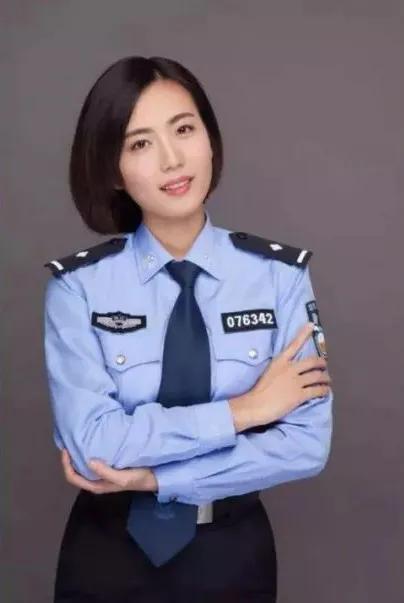 警花警草英姿飒爽99式警用衬衫深度图鉴