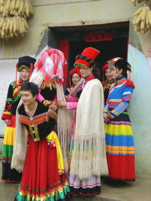 彝族婚俗文化(组图)