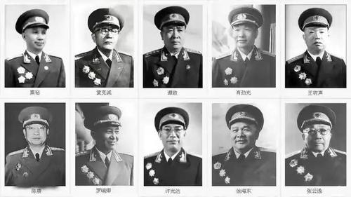 1955年,毛泽东为何拒绝"大元帅"军衔?周恩来邓小平也表示不要