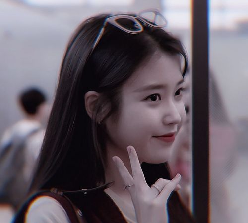 最美的iu,国民级别偶像歌手,中文十级的李知恩