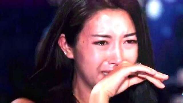 汪峰不一定能做到,流浪歌手含泪演唱《春天里》,唱哭全场观众!