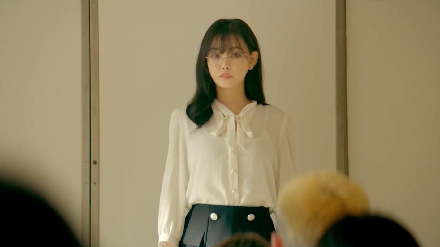 《新逃学威龙》顾七七纹身代表什么?顾七七是谁扮演的?